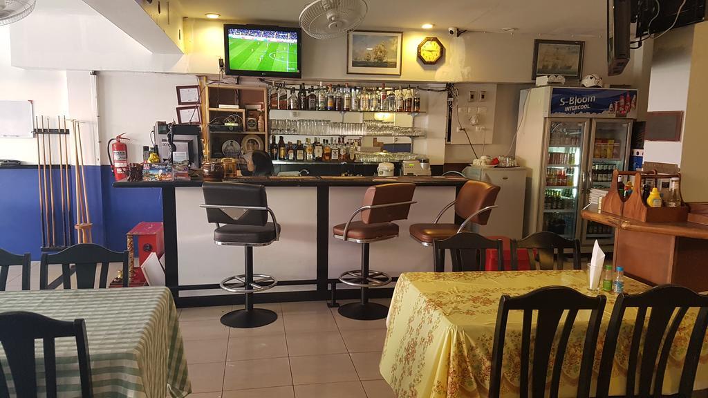 Sandman Hotel & Sports Bar パッタヤー エクステリア 写真
